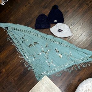 Red Bull Hats and Scarf Set